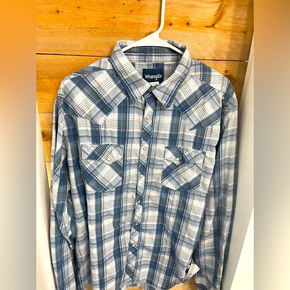 Vintage wrangler, western pearl snap shirt